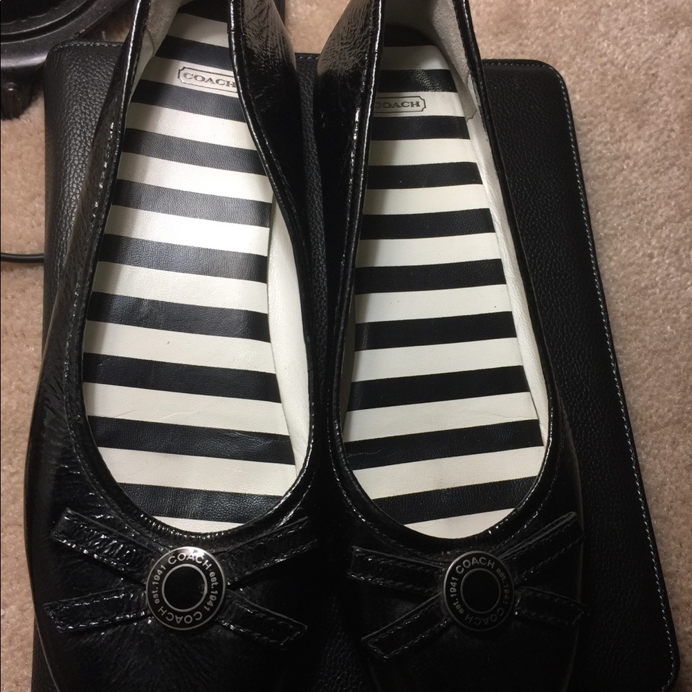 Coach flats